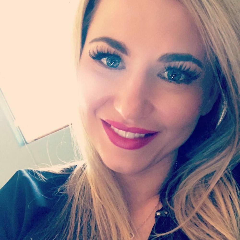 Meet your Posher, Sky